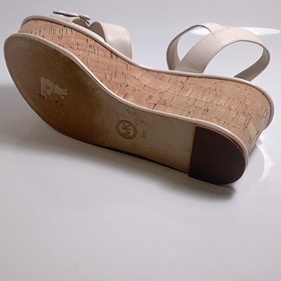 Women Michael Kors Melina Wedge Sandals LT Cream size 8 - Picture 5 of 5